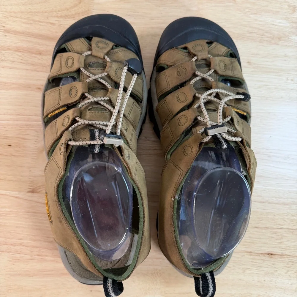 KEEN Newport Hiking Sandals Men's Brown Black Leather Waterproof Outdoor - 11